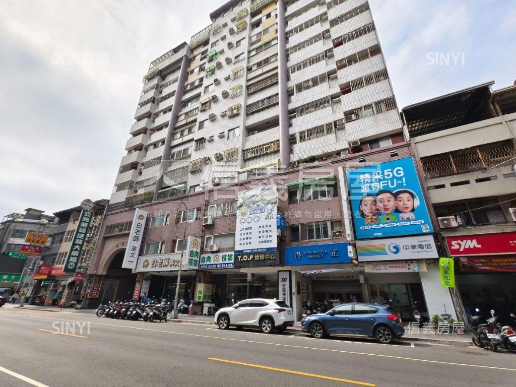 正黎明路燙金店面房屋室內格局與周邊環境