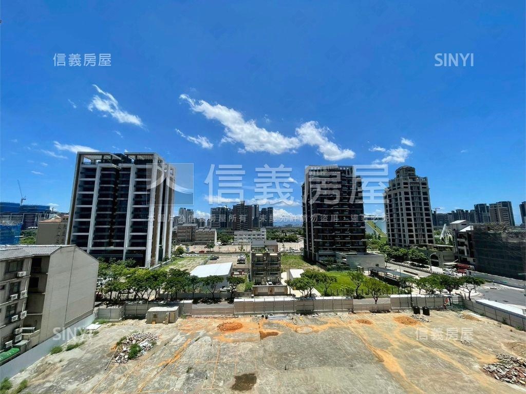 青埔●聯上套房車位房屋室內格局與周邊環境
