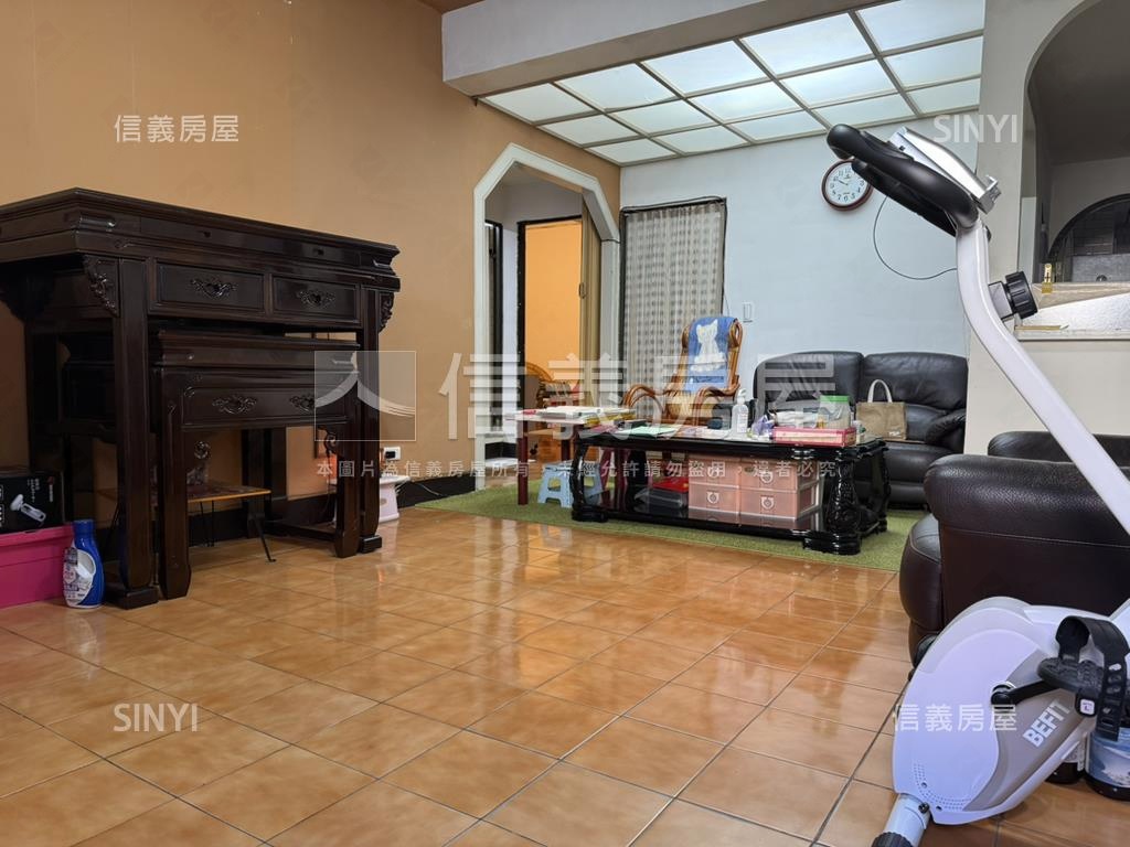 石牌低樓層方正美寓房屋室內格局與周邊環境