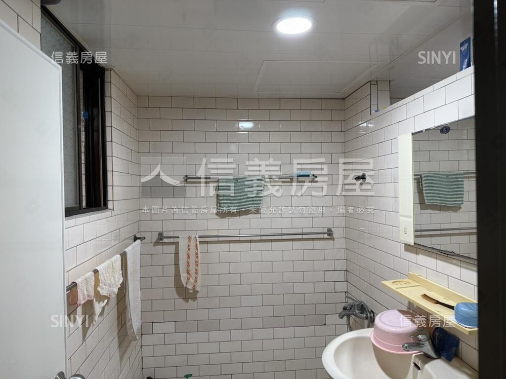 石牌低樓層方正美寓房屋室內格局與周邊環境