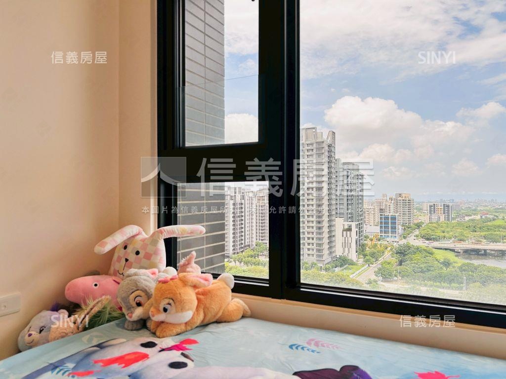 采豐所在精裝高樓２房車位房屋室內格局與周邊環境