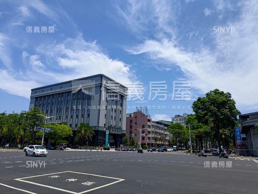 中華路公寓一樓騎樓店面房屋室內格局與周邊環境