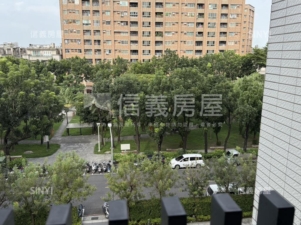 璟自然面公園美三房平車房屋室內格局與周邊環境