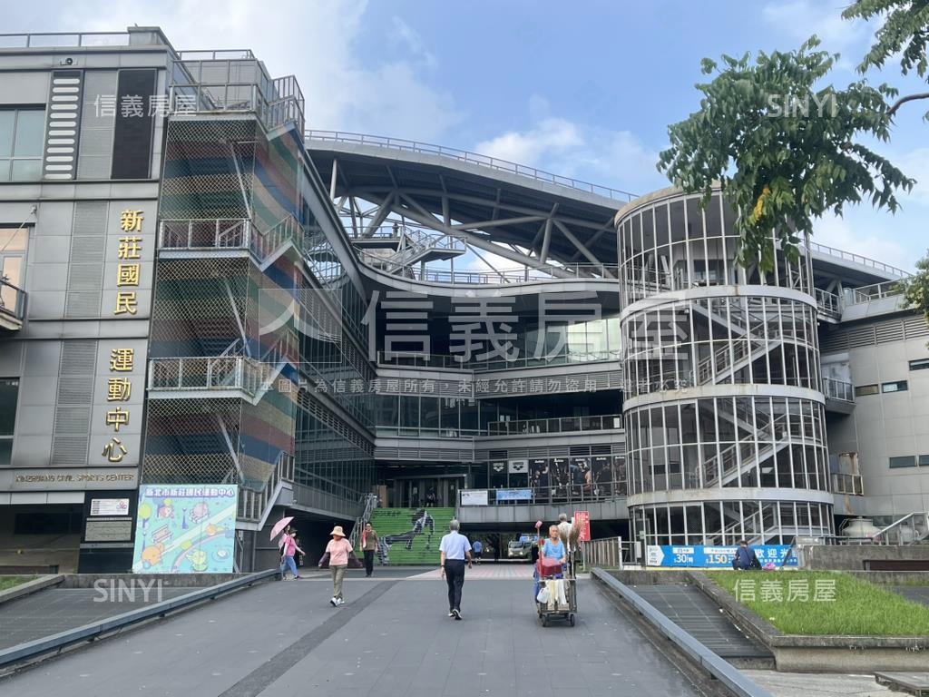 運動公園成家大空間房屋室內格局與周邊環境