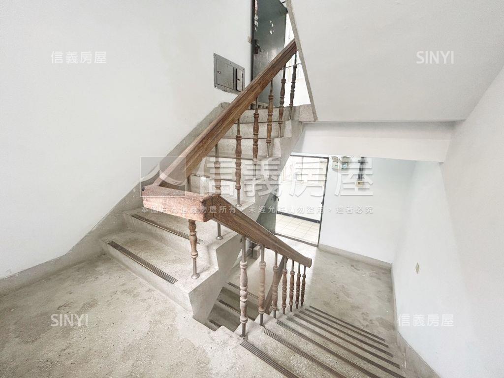 淡大明亮有陽台套房房屋室內格局與周邊環境
