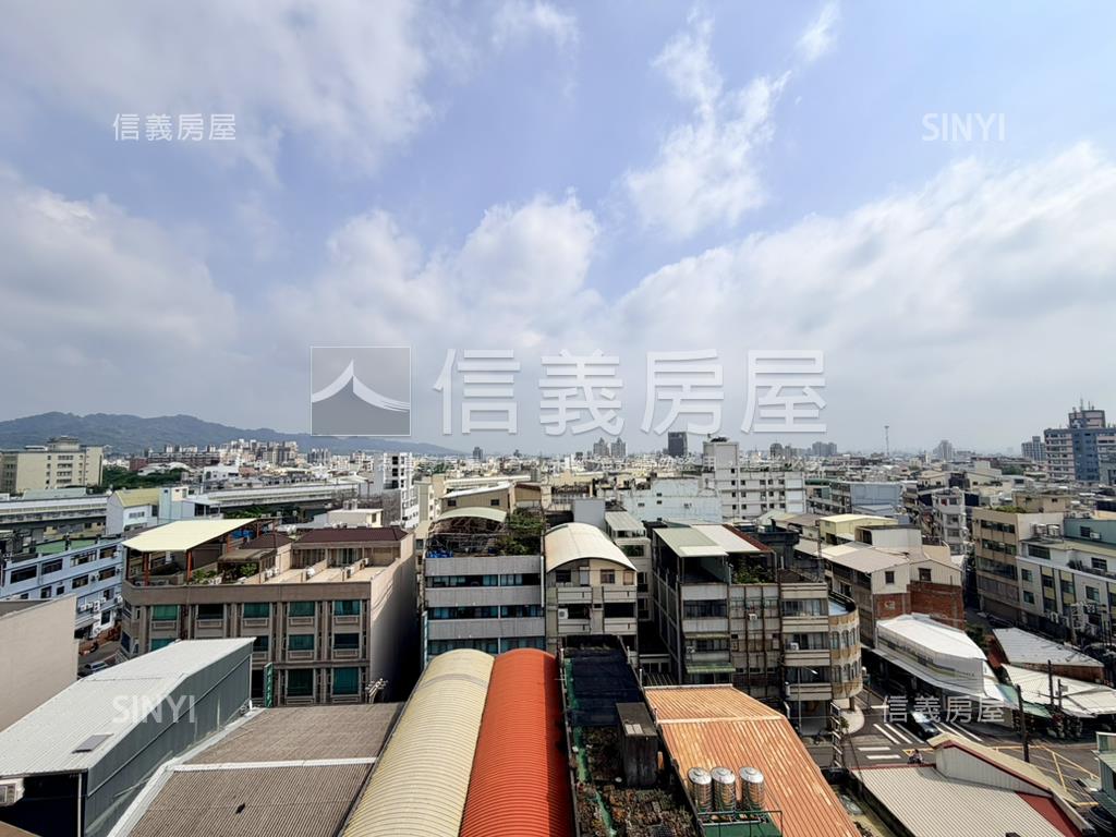 摩登山景視野三房平車房屋室內格局與周邊環境