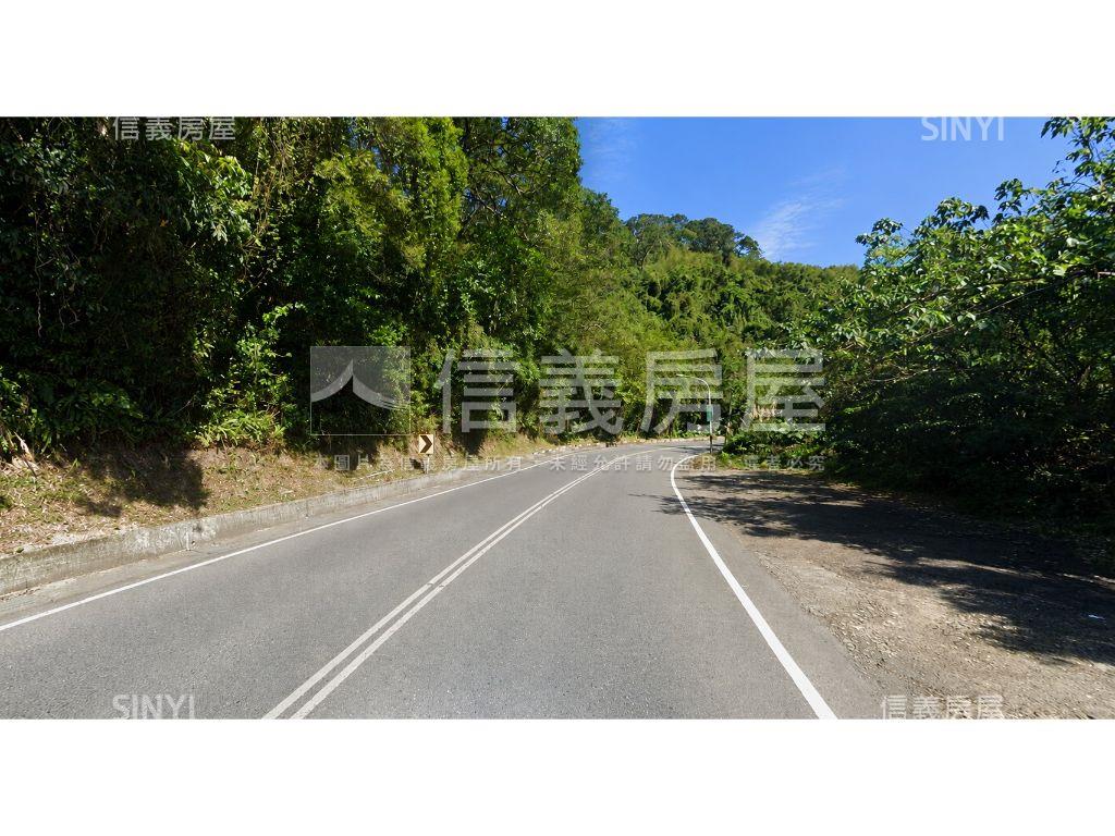 青潭土崎頭１５８１坪房屋室內格局與周邊環境