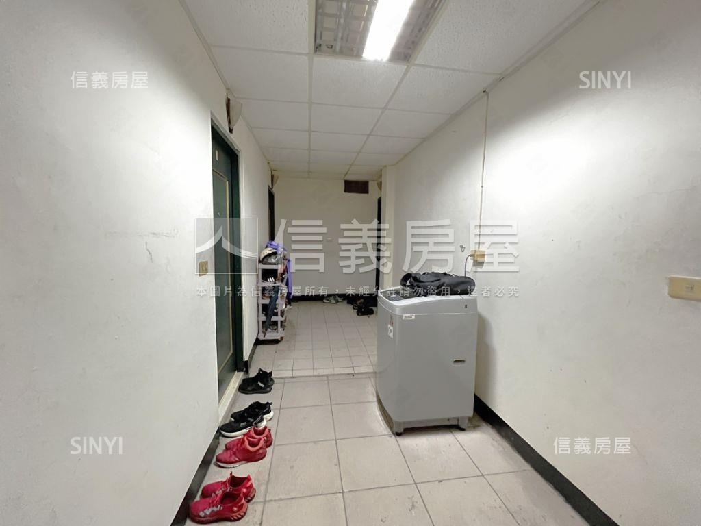 ＳＯＧＯ海華商圈收租美屋房屋室內格局與周邊環境