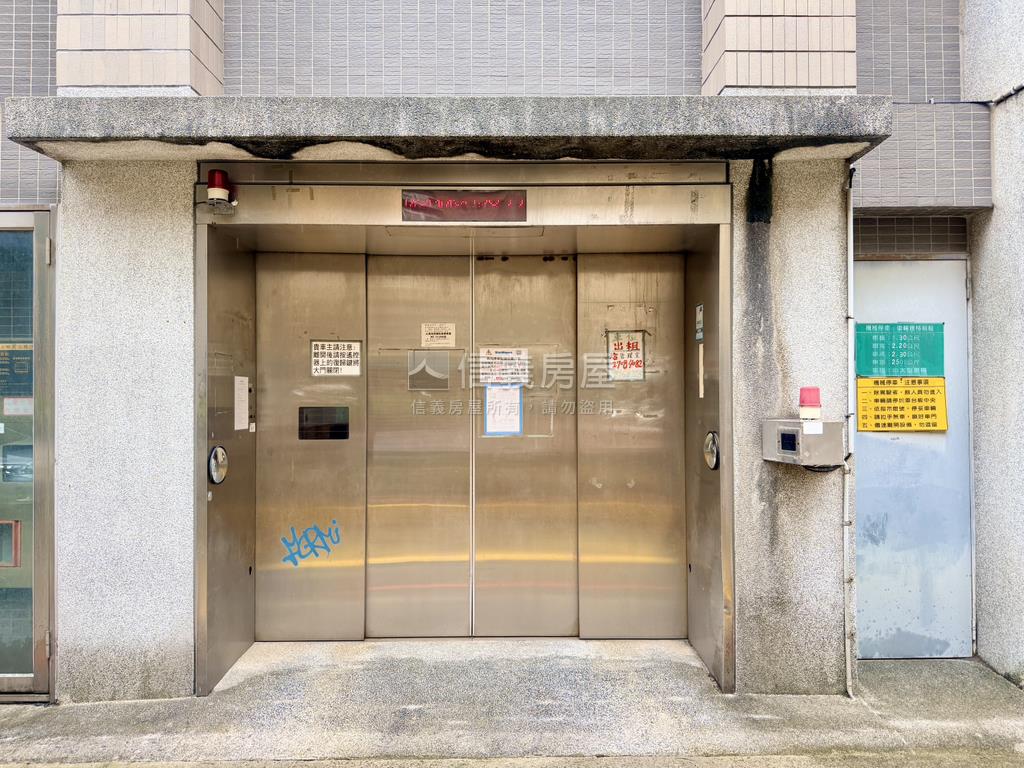 近科技捷運站大休旅車位房屋室內格局與周邊環境