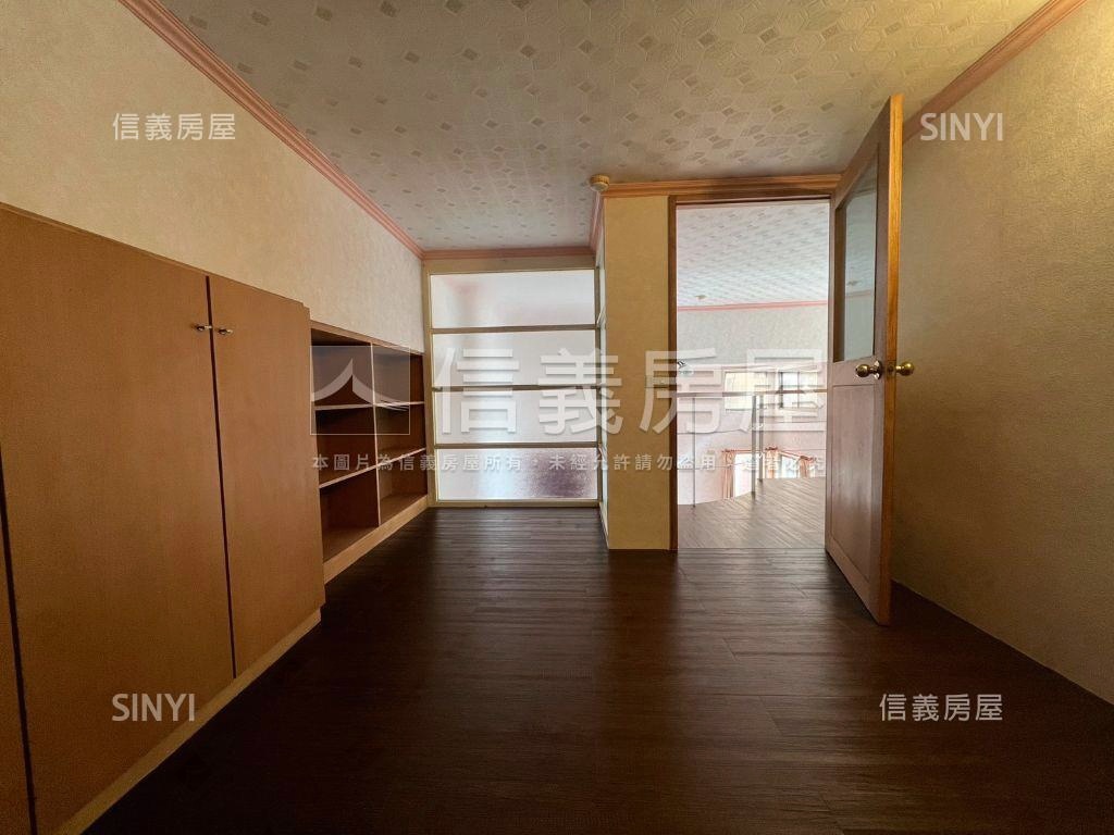 巧克力溫馨四房平面車位房屋室內格局與周邊環境