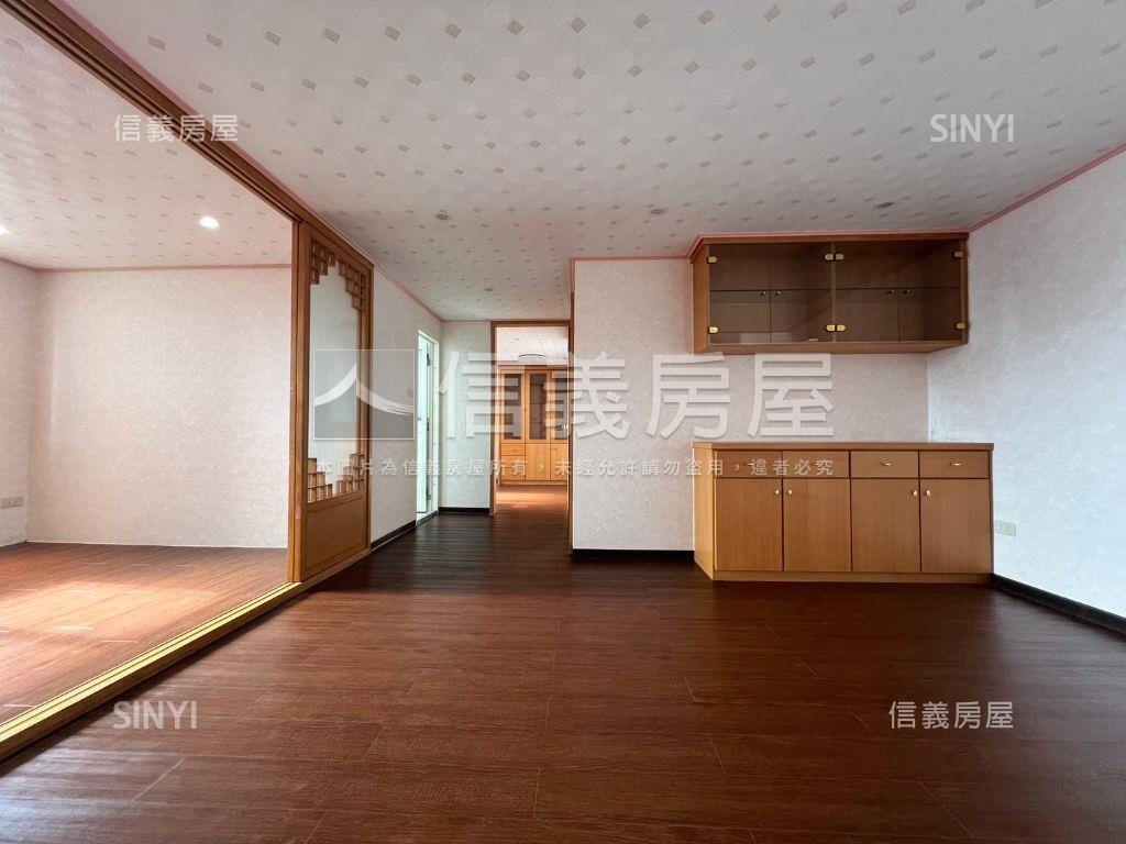 巧克力溫馨四房平面車位房屋室內格局與周邊環境