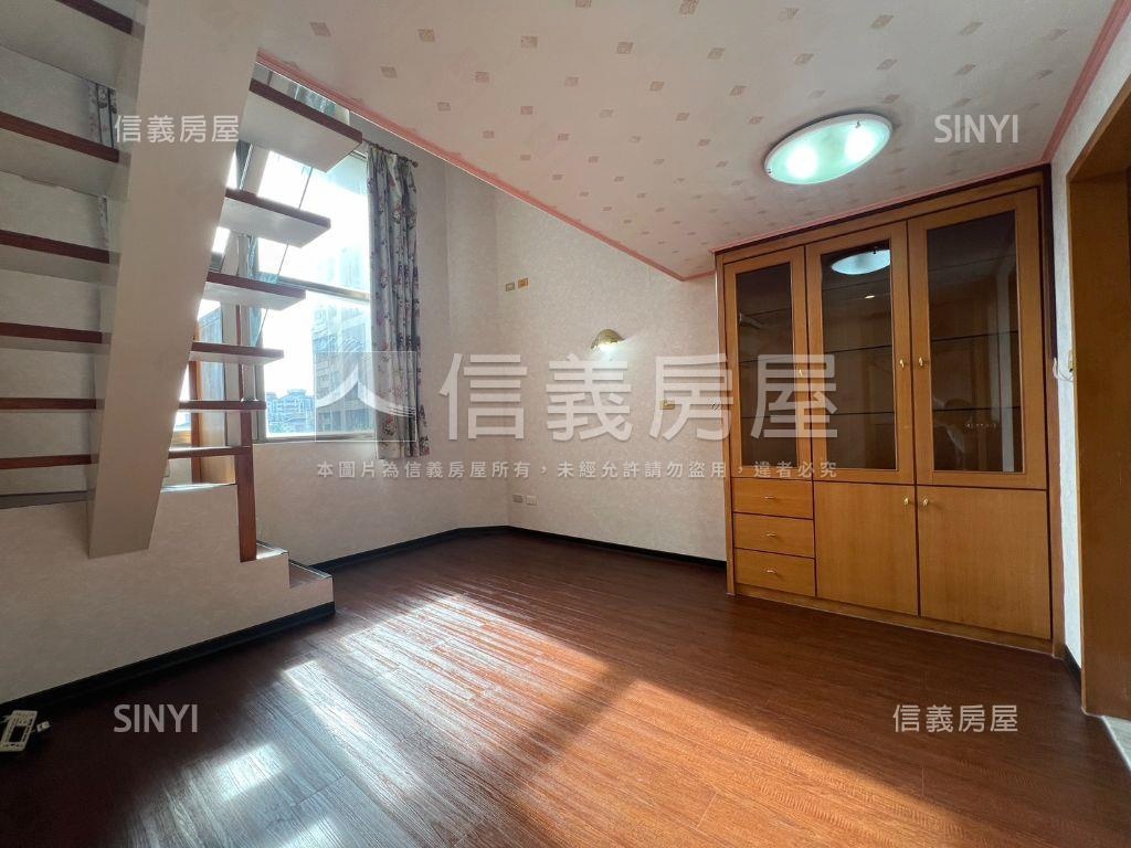 巧克力溫馨四房平面車位房屋室內格局與周邊環境