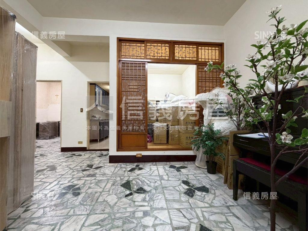 中正路１８５巷面寬一樓房屋室內格局與周邊環境