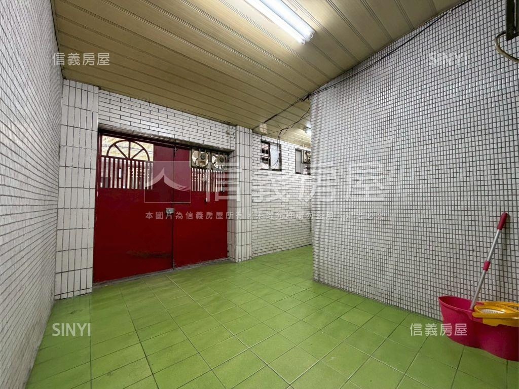 中正路１８５巷面寬一樓房屋室內格局與周邊環境