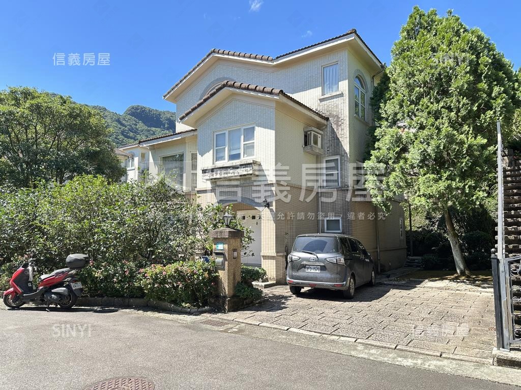 秀岡山莊美麗無雙房屋室內格局與周邊環境