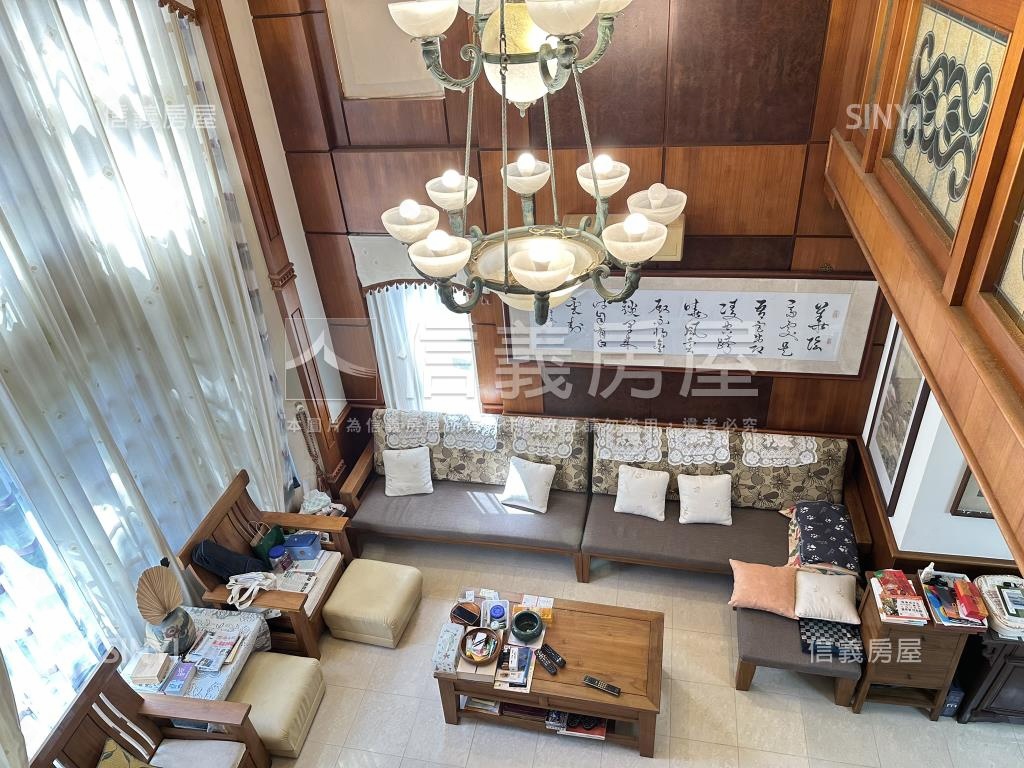 秀岡山莊美麗無雙房屋室內格局與周邊環境