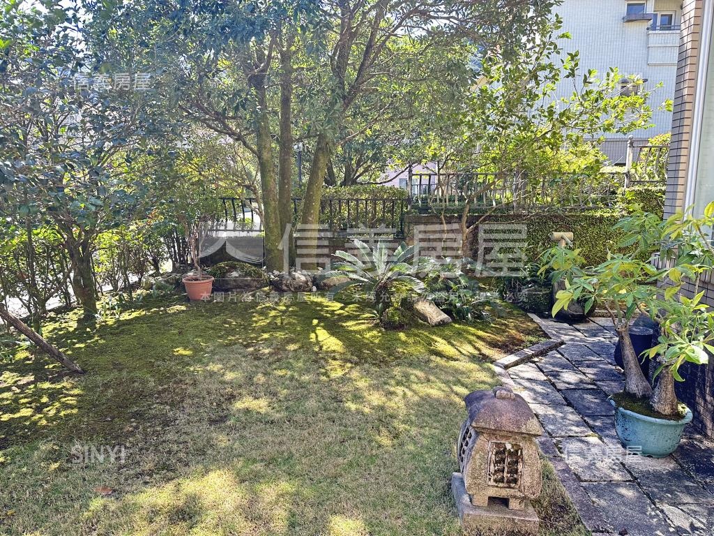 秀岡山莊美麗無雙房屋室內格局與周邊環境