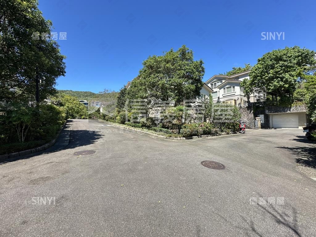 秀岡山莊美麗無雙房屋室內格局與周邊環境