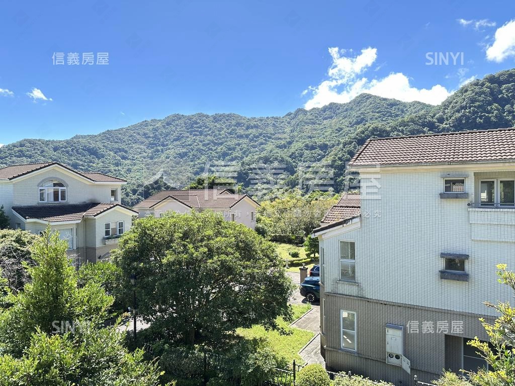 秀岡山莊美麗無雙房屋室內格局與周邊環境
