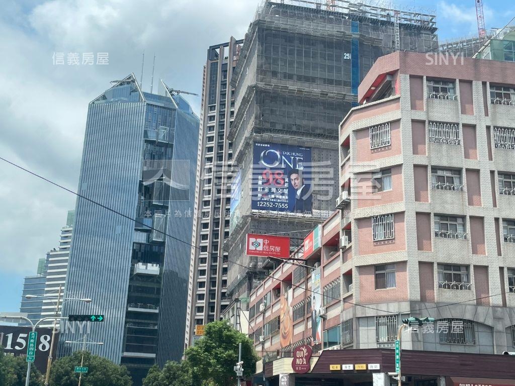 七期市政新銳Ａ１１格局房屋室內格局與周邊環境