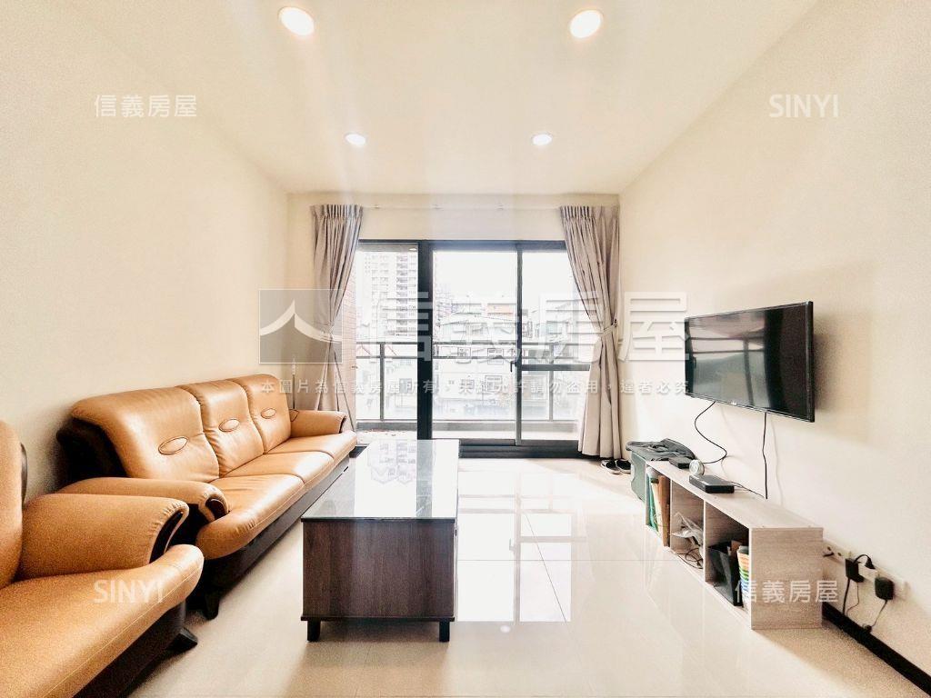 ＶＲ鄉林艾美三房雙平車房屋室內格局與周邊環境