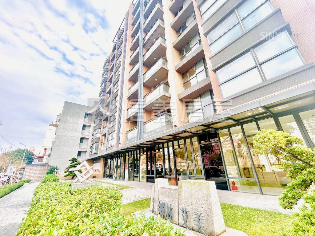 ＶＲ鄉林艾美三房雙平車房屋室內格局與周邊環境