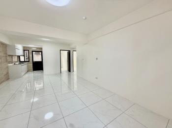 近捷運川普皇家三房車位Ｃ