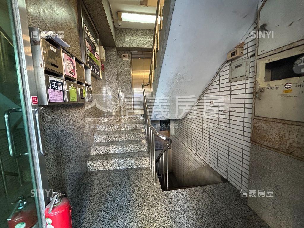 南京三民捷運商辦房屋室內格局與周邊環境