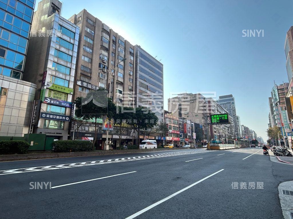 南京三民捷運商辦房屋室內格局與周邊環境