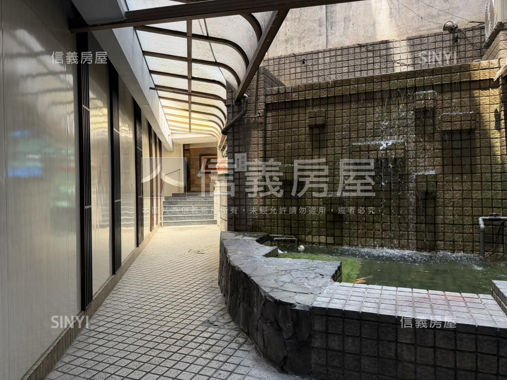 忠孝復興捷運公園裝潢美宅房屋室內格局與周邊環境
