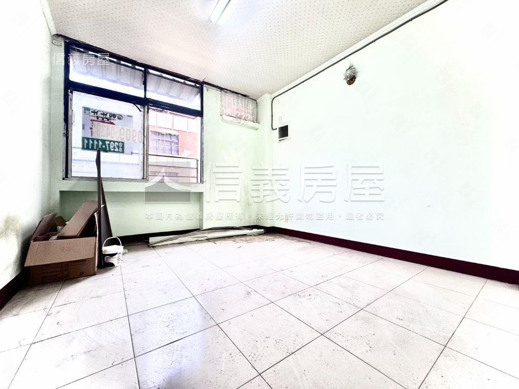 近河樂廣場超值３房三樓寓房屋室內格局與周邊環境