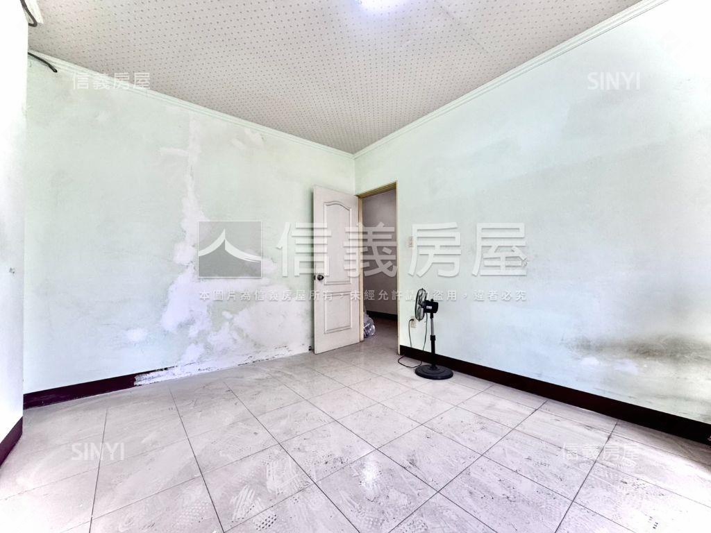 近河樂廣場超值３房三樓寓房屋室內格局與周邊環境