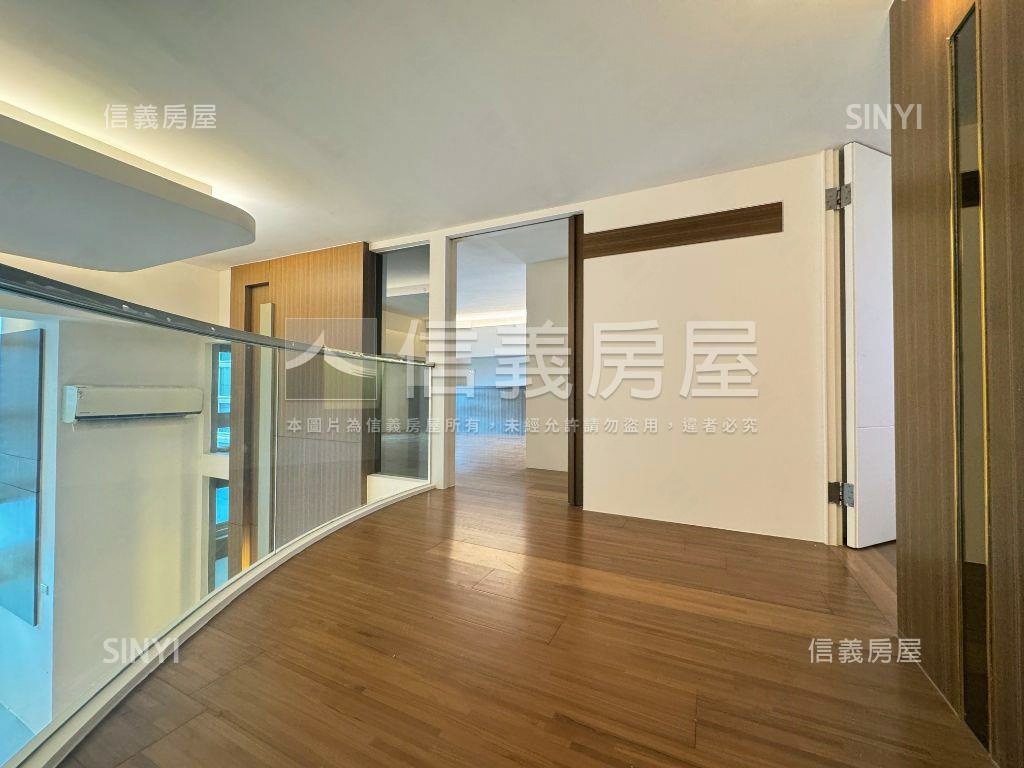 城市ＤＪ高樓挑高美戶房屋室內格局與周邊環境