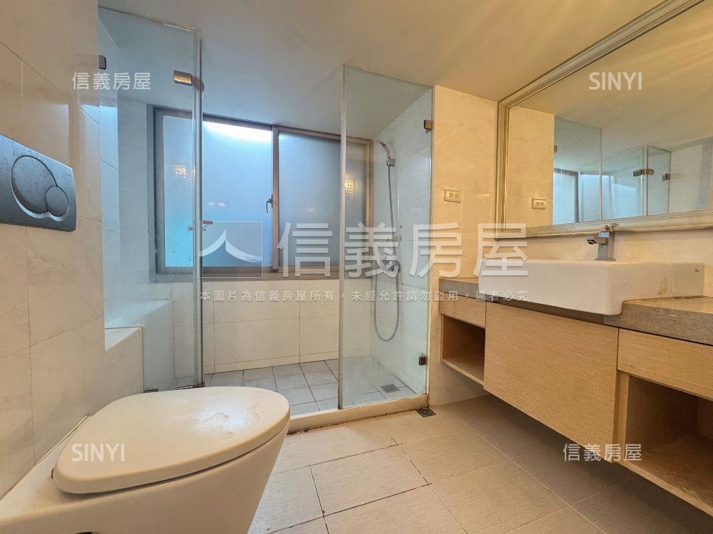 城市ＤＪ高樓挑高美戶房屋室內格局與周邊環境
