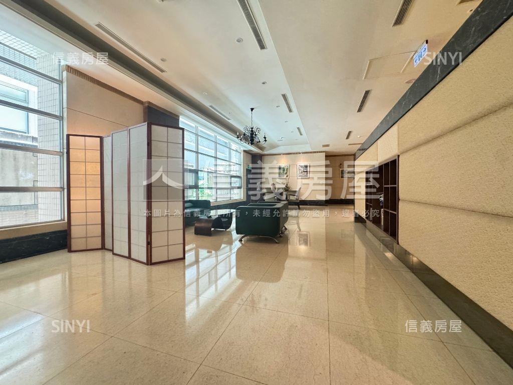 城市ＤＪ高樓挑高美戶房屋室內格局與周邊環境