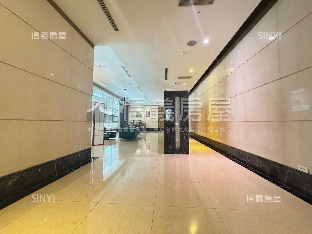 城市ＤＪ高樓挑高美戶房屋室內格局與周邊環境