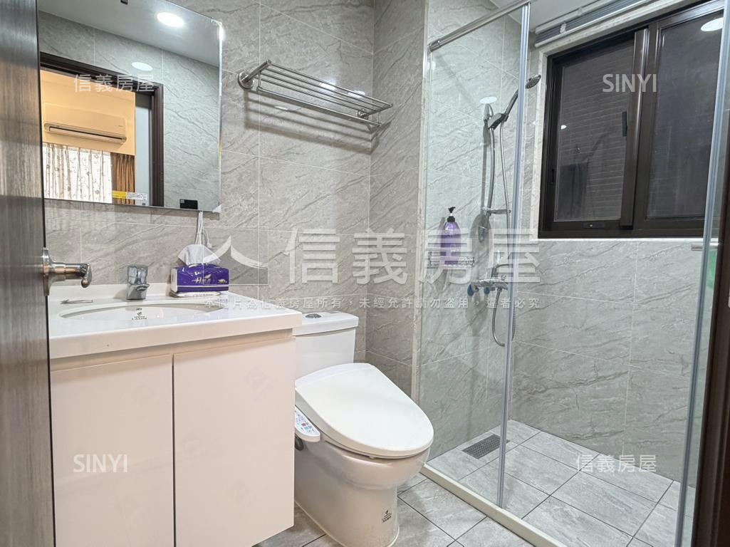 面河景上河三房雙平面車位房屋室內格局與周邊環境