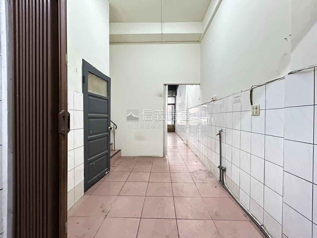 公正路近美村路透店房屋室內格局與周邊環境