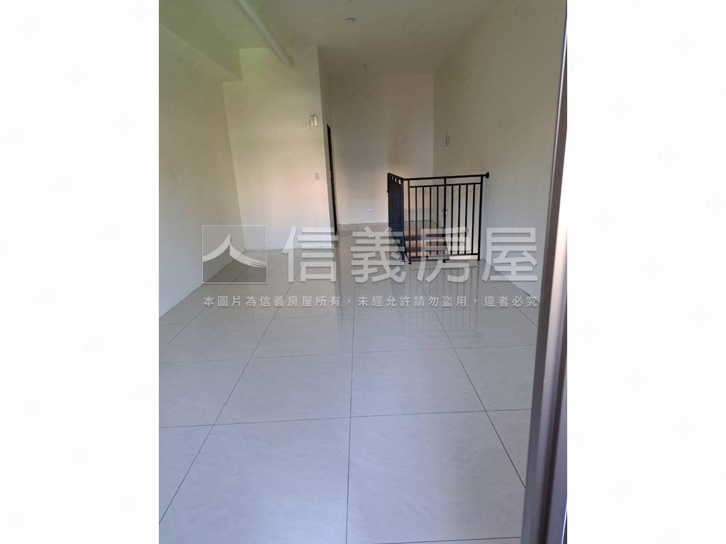 士林夜市一品新店面房屋室內格局與周邊環境