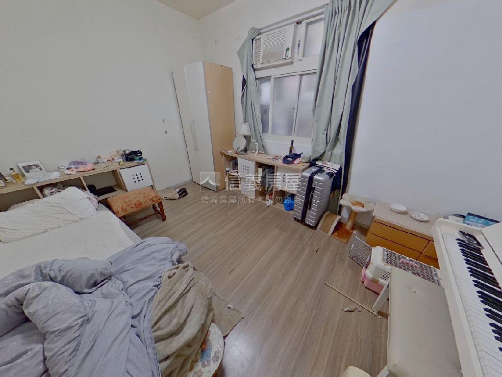 靜心學園裝潢美屋房屋室內格局與周邊環境