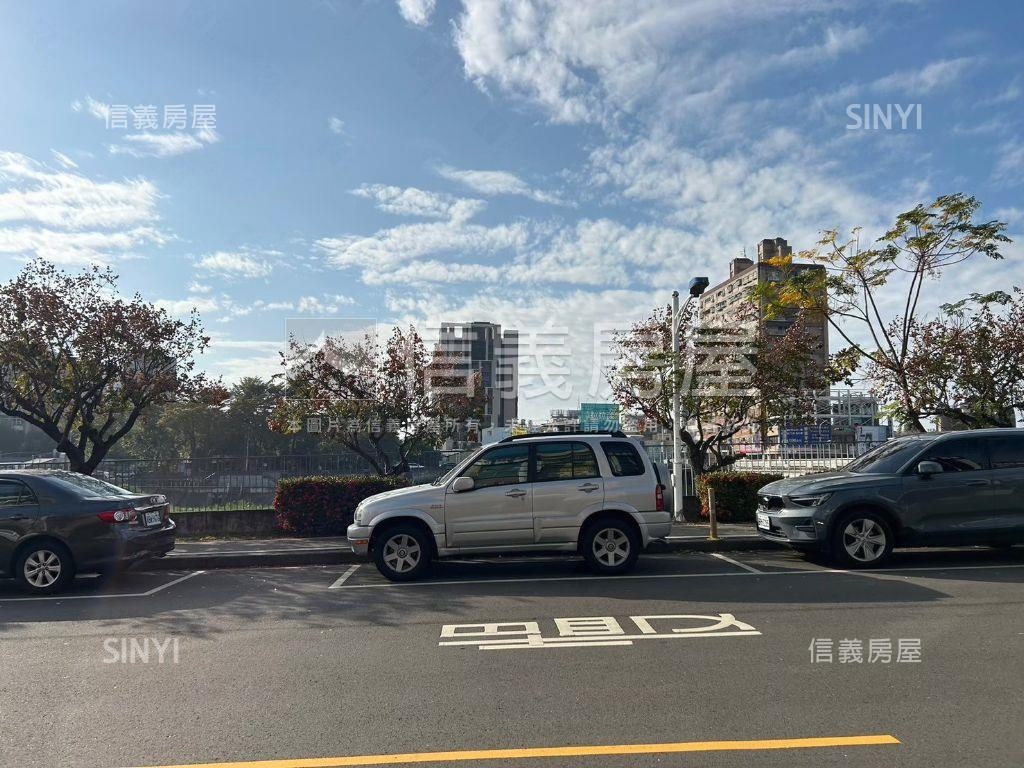 專任旱溪東路約３０坪透天房屋室內格局與周邊環境