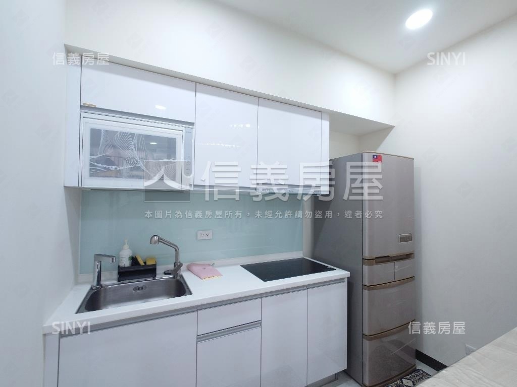 愛情河左岸Ａ８兩房平車房屋室內格局與周邊環境