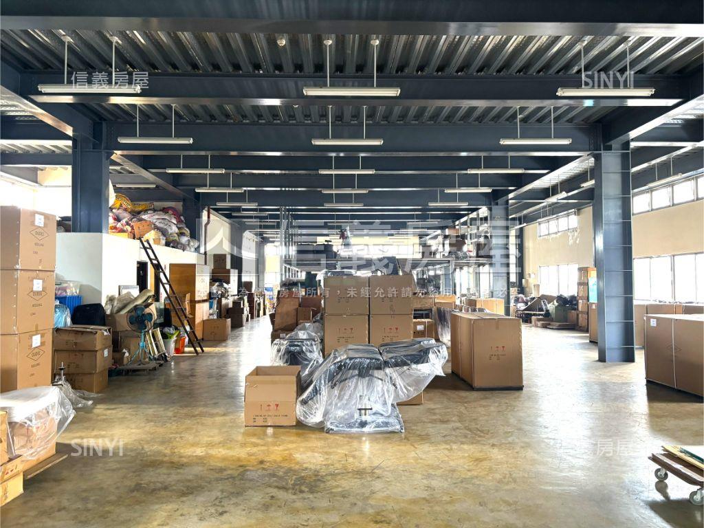 八里新穎挑高ＳＲＣ廠房房屋室內格局與周邊環境