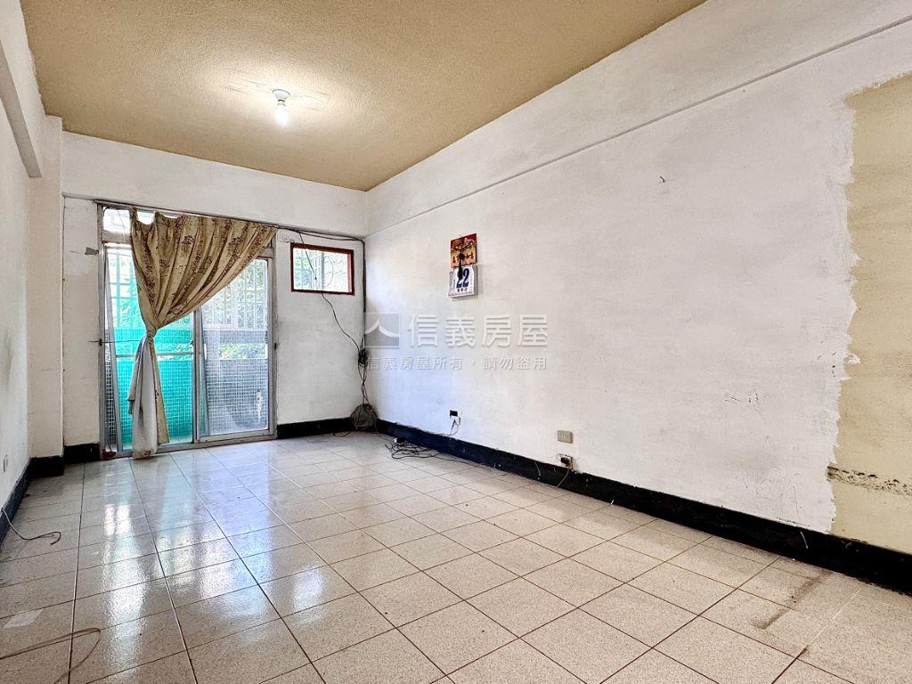 近美術館前鋒兩房房屋室內格局與周邊環境