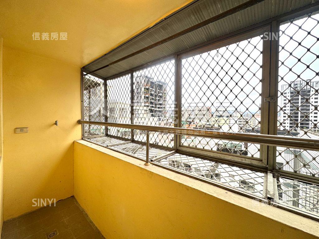 近民俗公園採光三房車位房屋室內格局與周邊環境