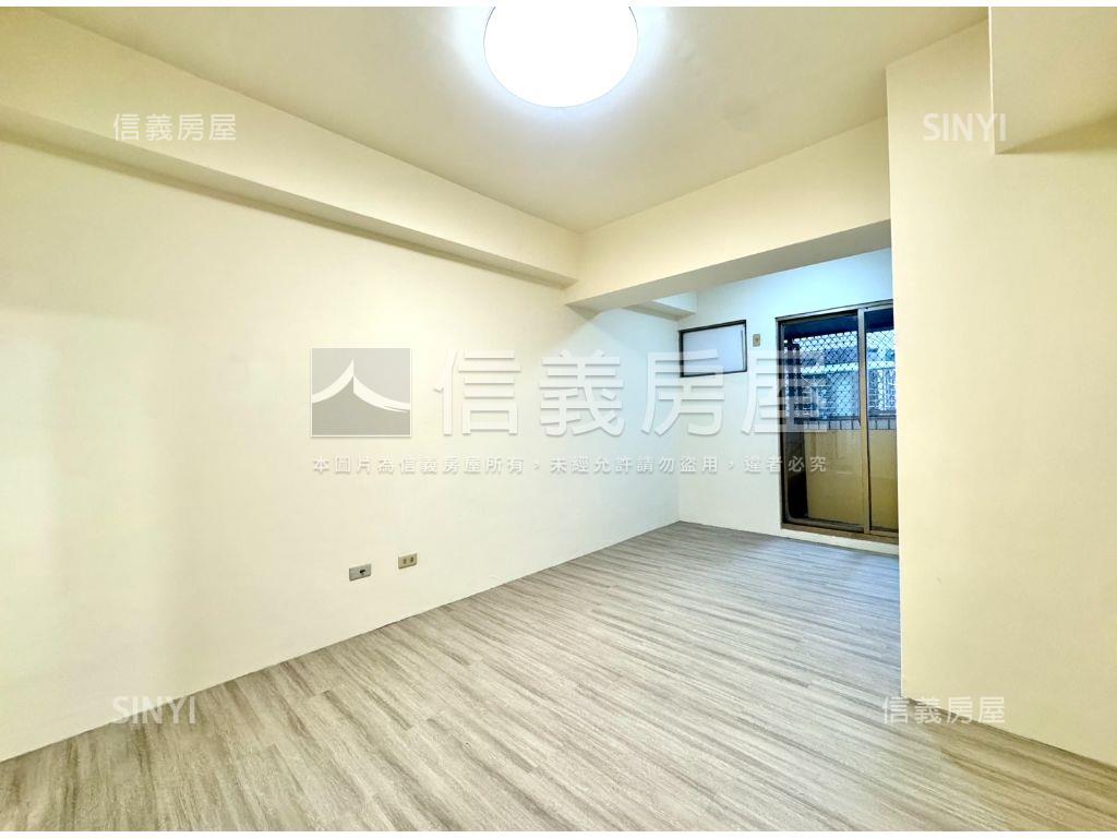 近民俗公園採光三房車位房屋室內格局與周邊環境