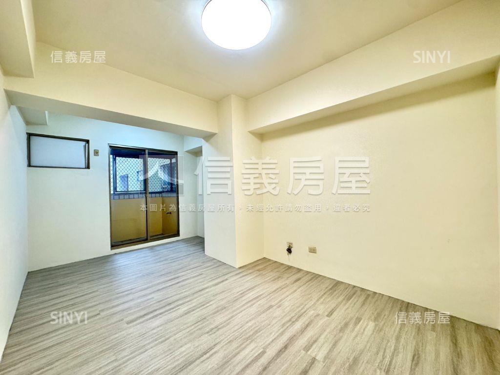 近民俗公園採光三房車位房屋室內格局與周邊環境