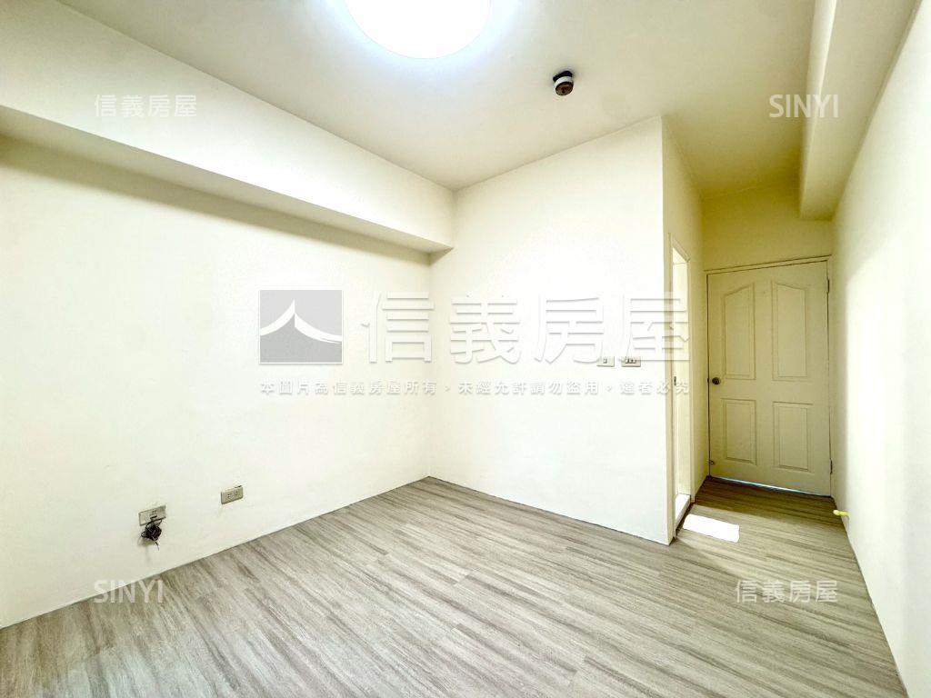 近民俗公園採光三房車位房屋室內格局與周邊環境