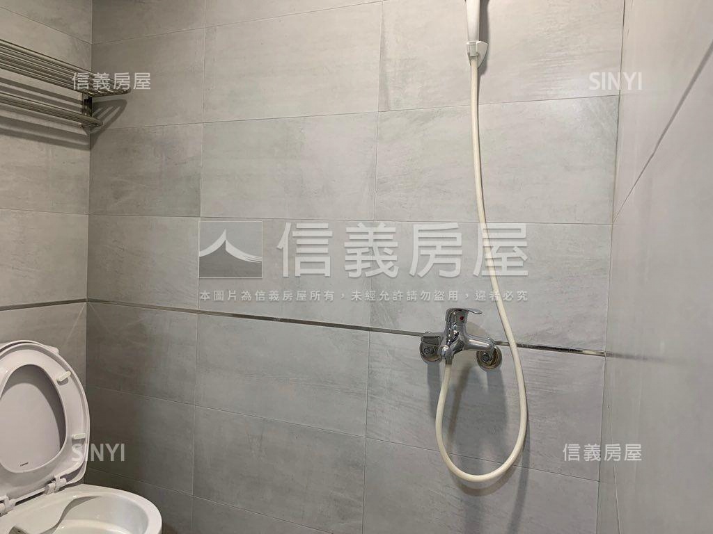近台中火車站電梯四房房屋室內格局與周邊環境