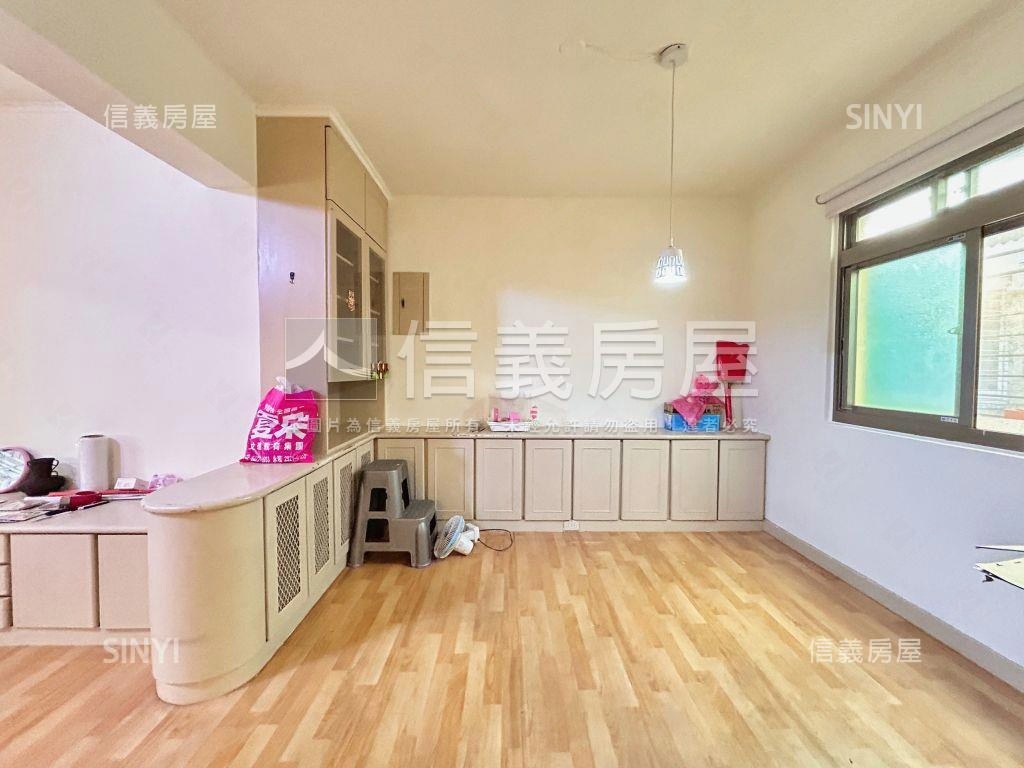 新泰邊間裝潢美寓房屋室內格局與周邊環境